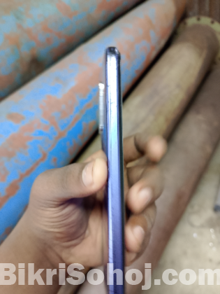 Vivo y21